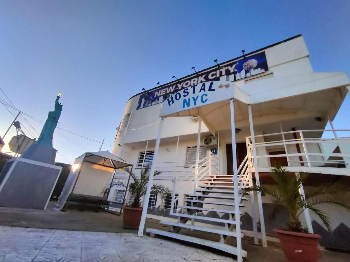 Hostal New York City Sonseca ภายนอก รูปภาพ